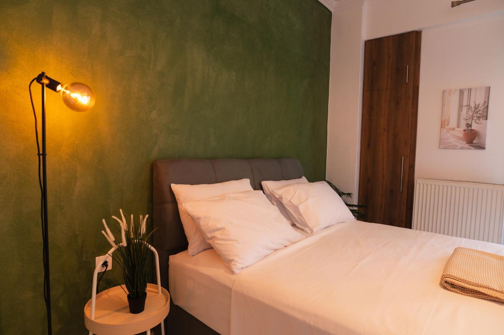 Ancient Forest Suite By Heeaven'S Hall Luxury Suites Alexandrúpoli Kültér fotó