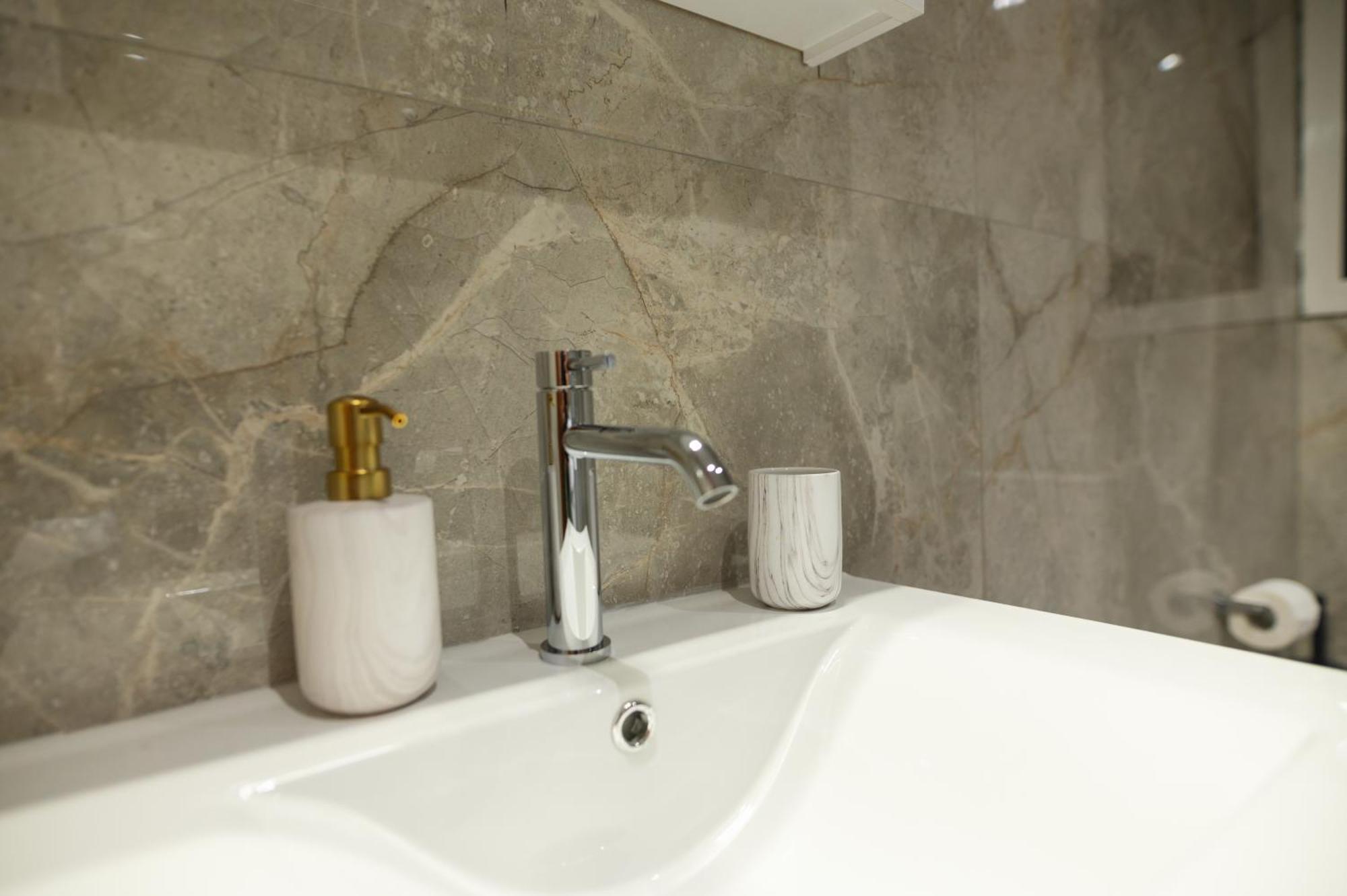Ancient Forest Suite By Heeaven'S Hall Luxury Suites Alexandrúpoli Kültér fotó